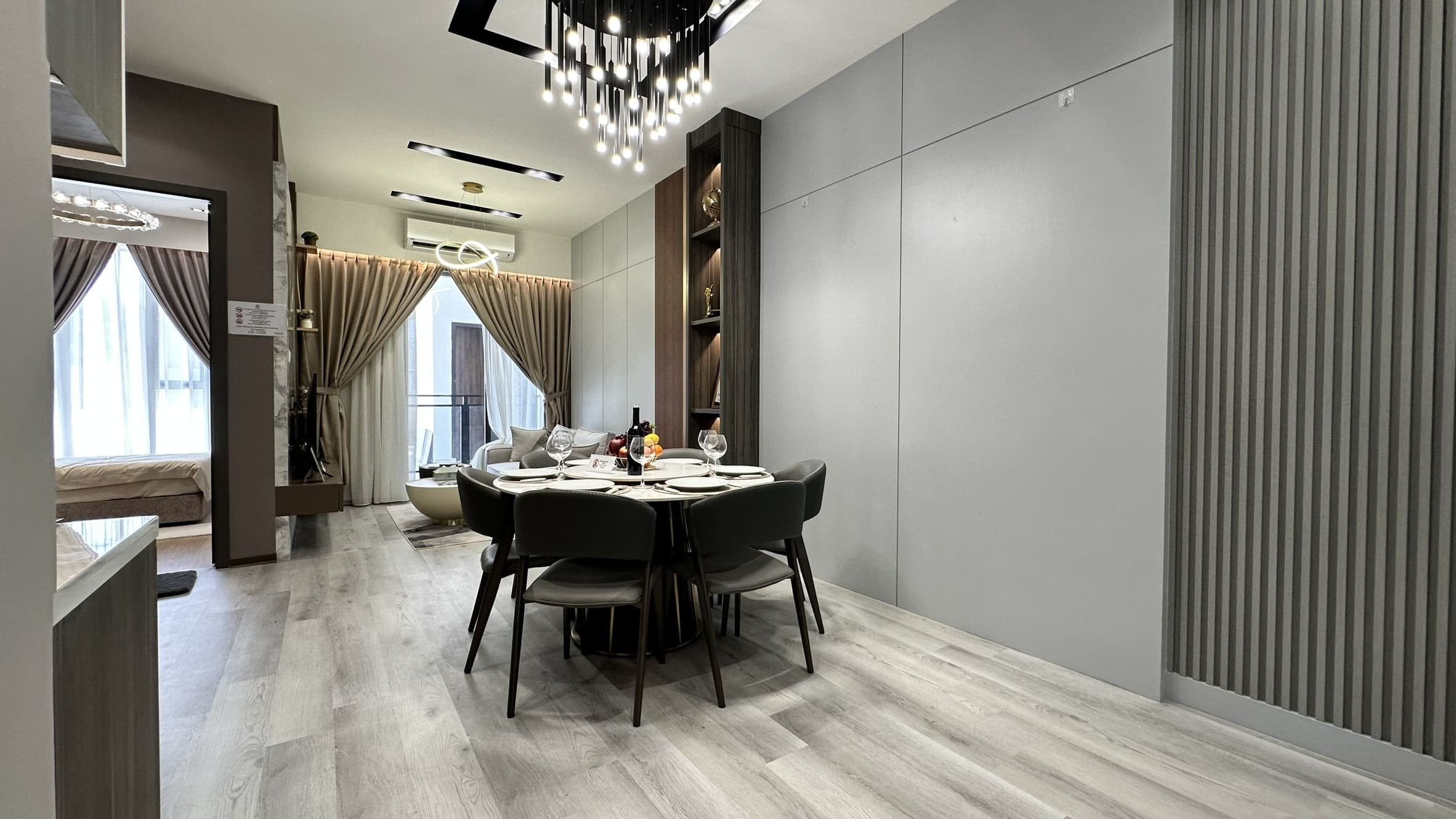 imgi_7_684efef2532eaa1f5977a2d4